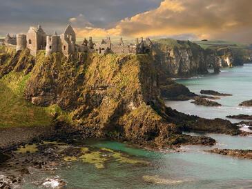 Dunluce Castle, Northern Ireland © Etienne Pierart